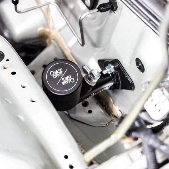 Chase Bays クラッチマスターシリンダーアダプター | 1994-2001 アキュラ インテグラ & 1992-2000 ホンダ シビック (CB-H-CMCADAPT)