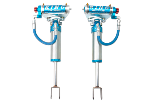 King Shocks 2011年以降シボレー シルバラード 2500/3500/HD フロント 直径2.5インチ（約63.5mm） リモートリザーバー付きショックアブソーバー 調整機能付き（ペア）