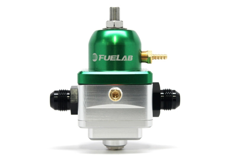 Fuelab 529 電子式 インジェクション用アジャスタブル燃圧レギュレーター (-6AN イン、リターン -6AN）- グリーン