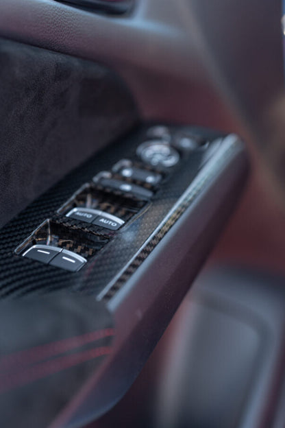 OLM LE カーボンファイバー ウィンドウスイッチパネルカバー（4枚セット）- 2022年以降 FL ホンダシビック / FL5 Type R用