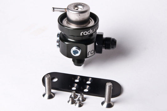 Radium Engineering フューエルプレッシャーレギュレーター 4Bar Bosch レギュレーター付