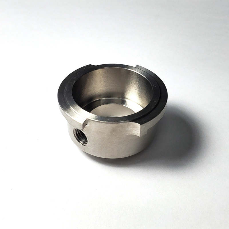 Ticon チタン ラジエーター フィラーフランジ 32mm (小)