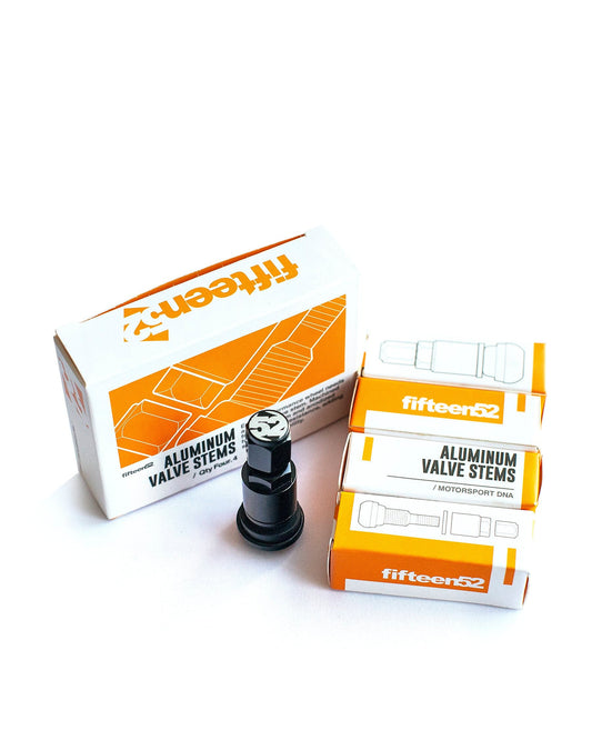 fifteen52 アルミニウムバルブステム _ 4 パック