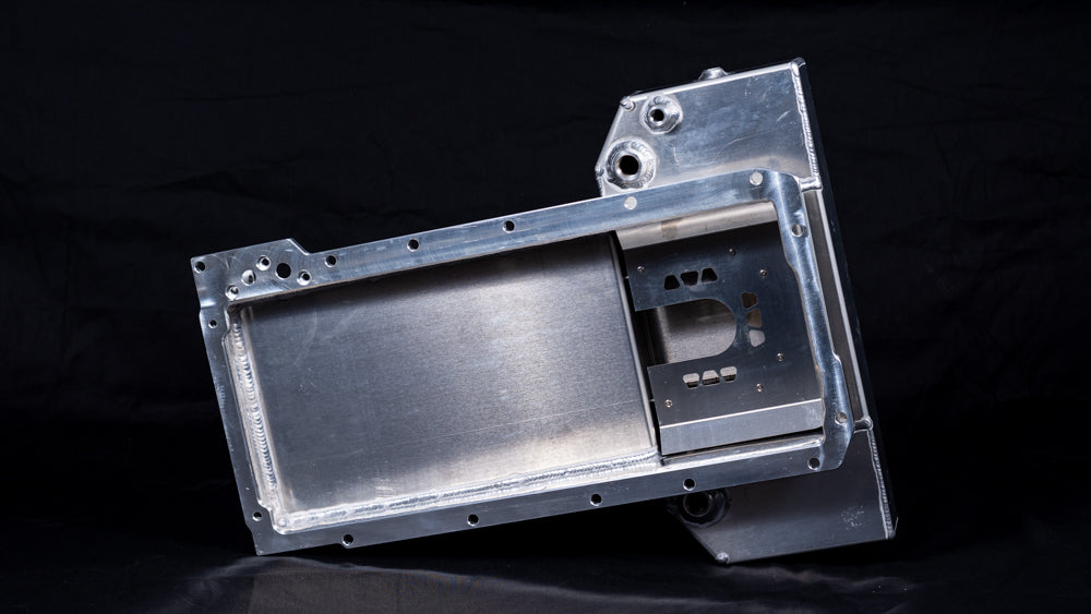 Sikky Manufacturing - LSスワップ オイルパン – 6.8QT フロントサンプ スタイル 1 (SM-OP001)