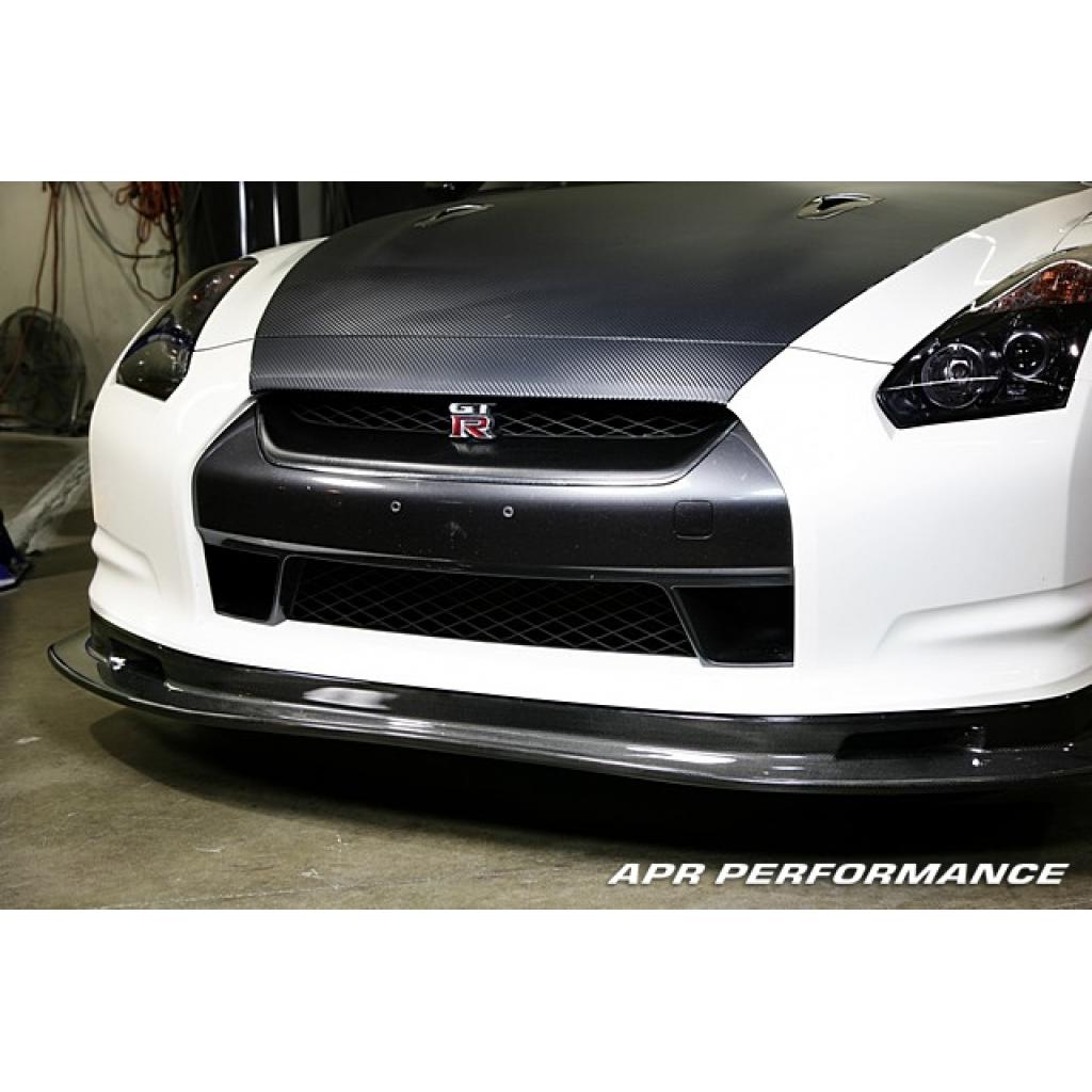 APRパフォーマンス カーボンファイバー フロント エアダム - 2009-2011 日産 R35 GT-R - FA-603506