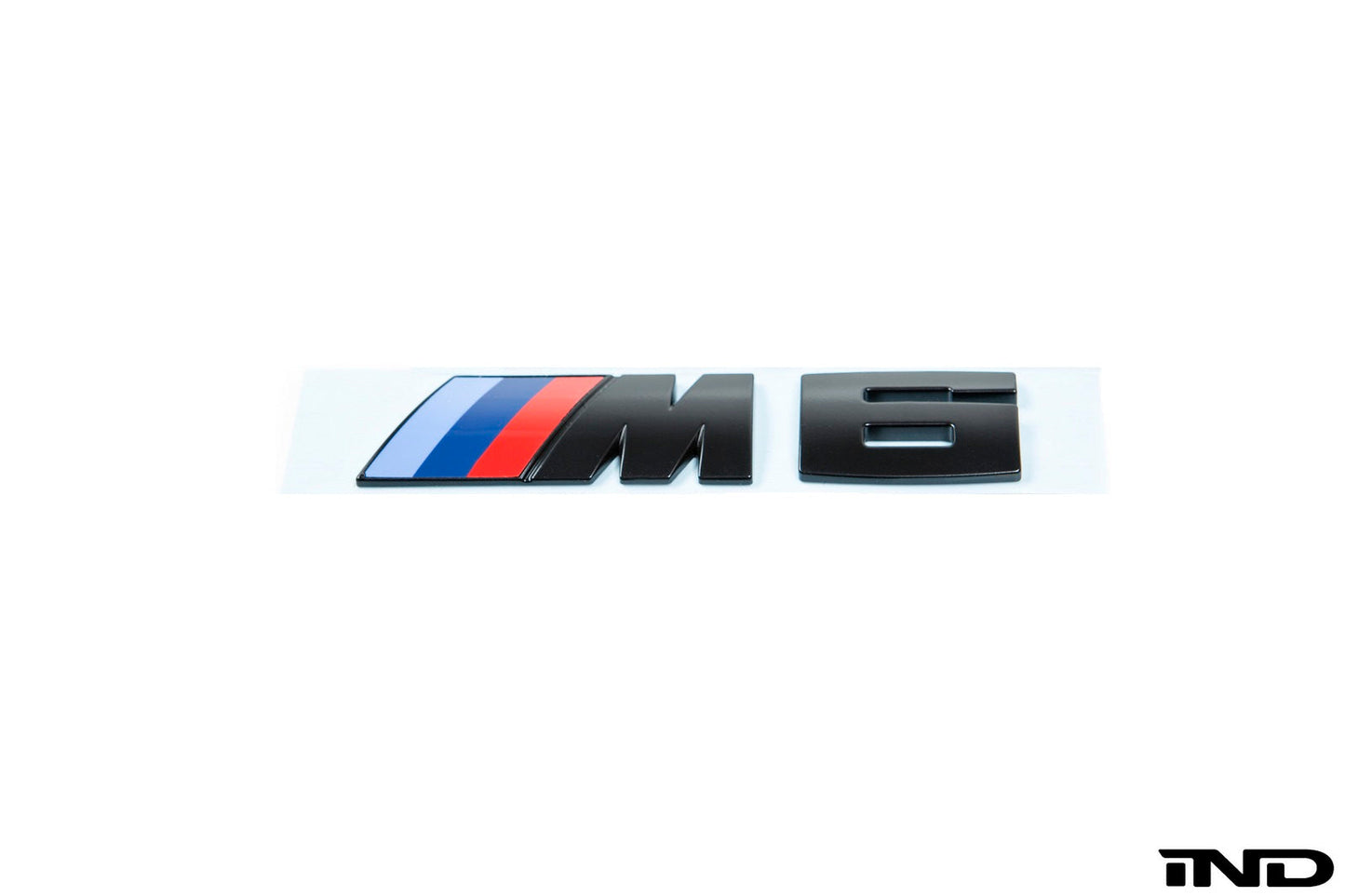 IND F06 / F12 / F13 M6 塗装済み トランクエンブレム
