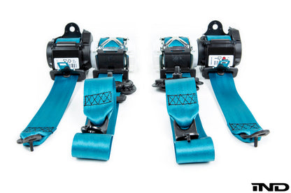 iND f87 m2 colored seat belt set - iND Distribution