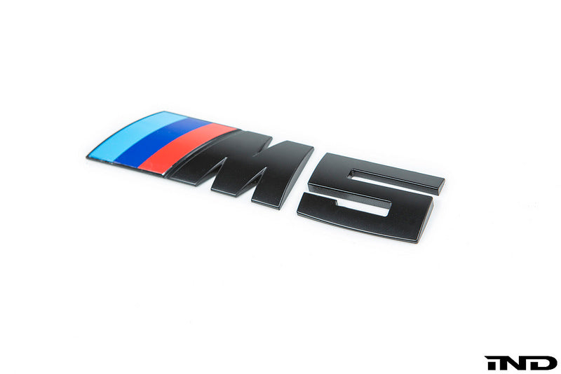 iND e60 m5 painted trunk emblem - iND Distribution