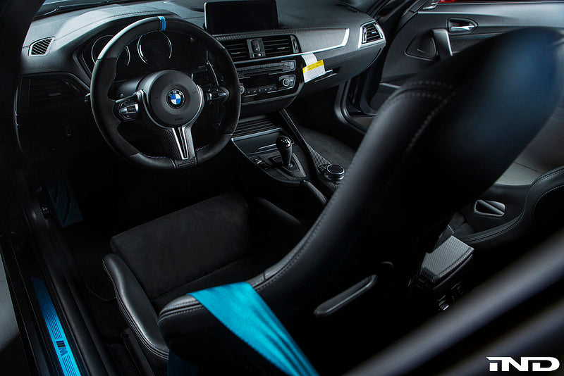 iND f87 m2 colored seat belt set - iND Distribution