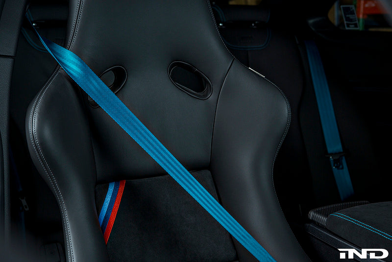iND f87 m2 colored seat belt set - iND Distribution