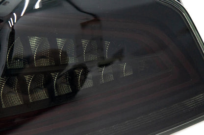 OLM Spec CRテールライト（スモークレンズ・ブラックベース）- 2015-2021 スバル WRX & STI