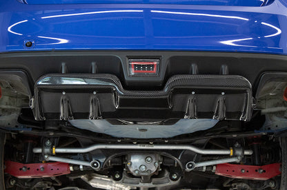OLM A1スタイル カーボンファイバー製リアディフューザー - 2015-2021 WRX/STI