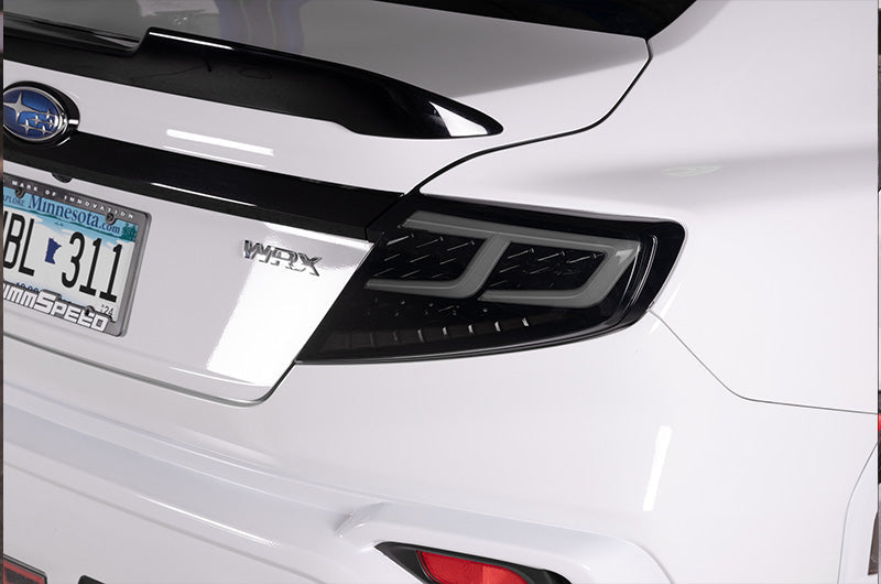 OLM Spec-AR LEDテールライト（スモークレンズ／ブラックベース／ホワイトバー） - 2022年以降WRX