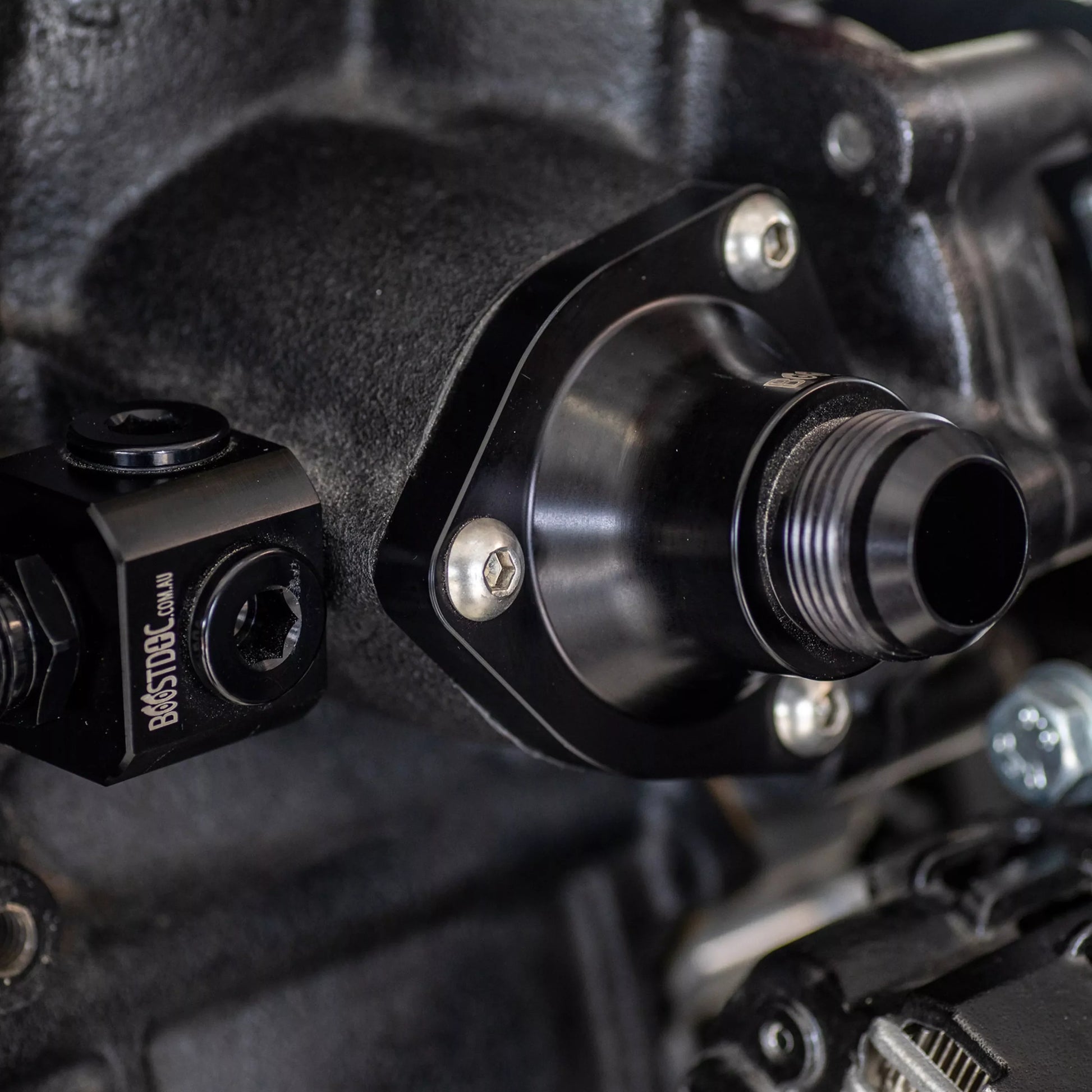 RB THERMOSTAT/LOWER RADIATOR AN16 HOSE OUTLET Engine Boost Doc