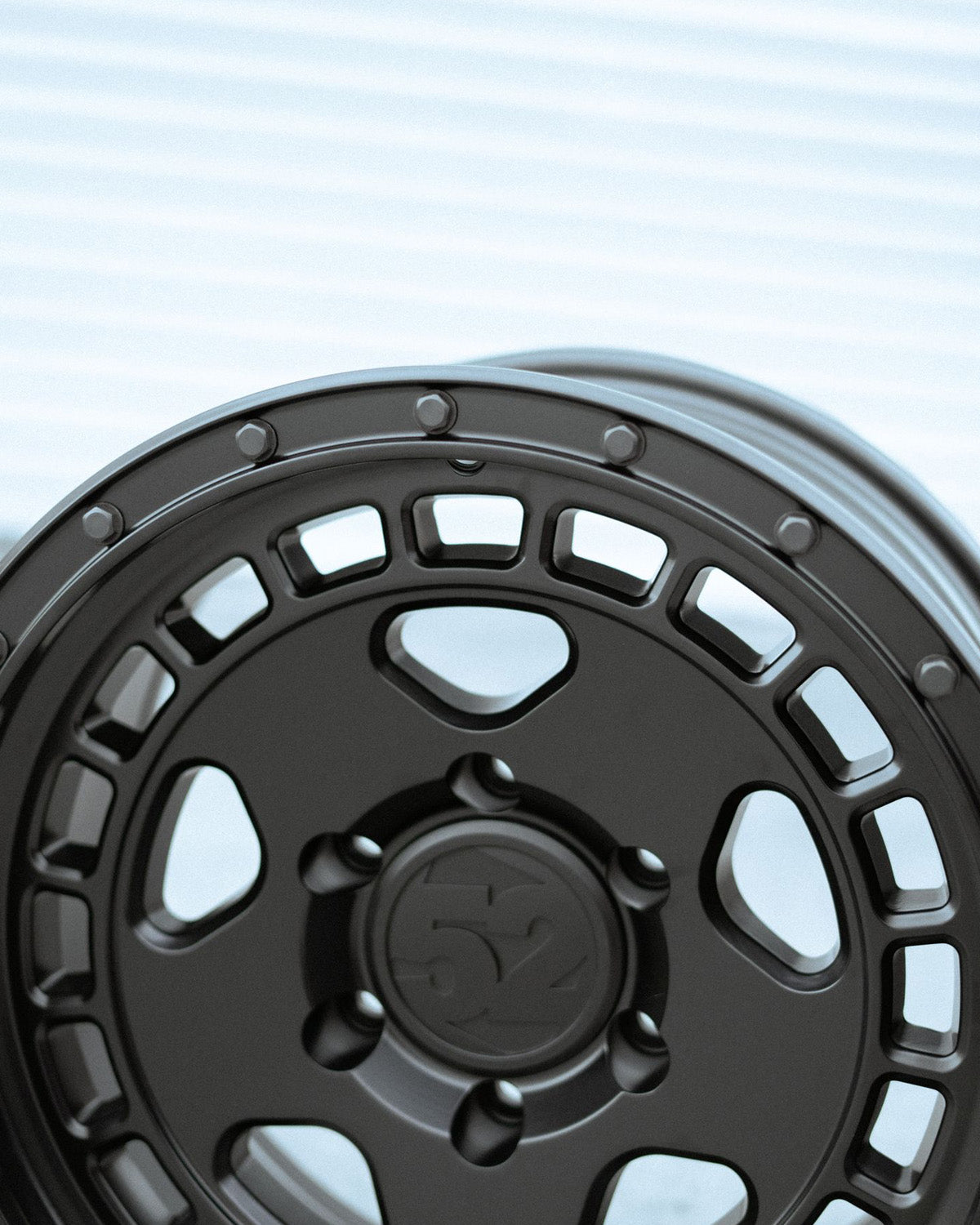 fifteen52 52 HD ボルト _ ブラック