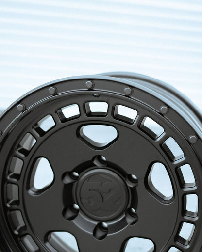 fifteen52 52 HD ボルト _ ブラック