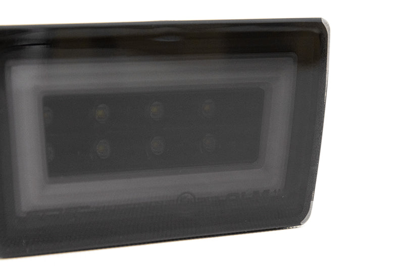 OLM F1 NB+R V2（スモークレンズ、グロスブラックベース、ホワイトバー）- 2015-2020 WRX / STI